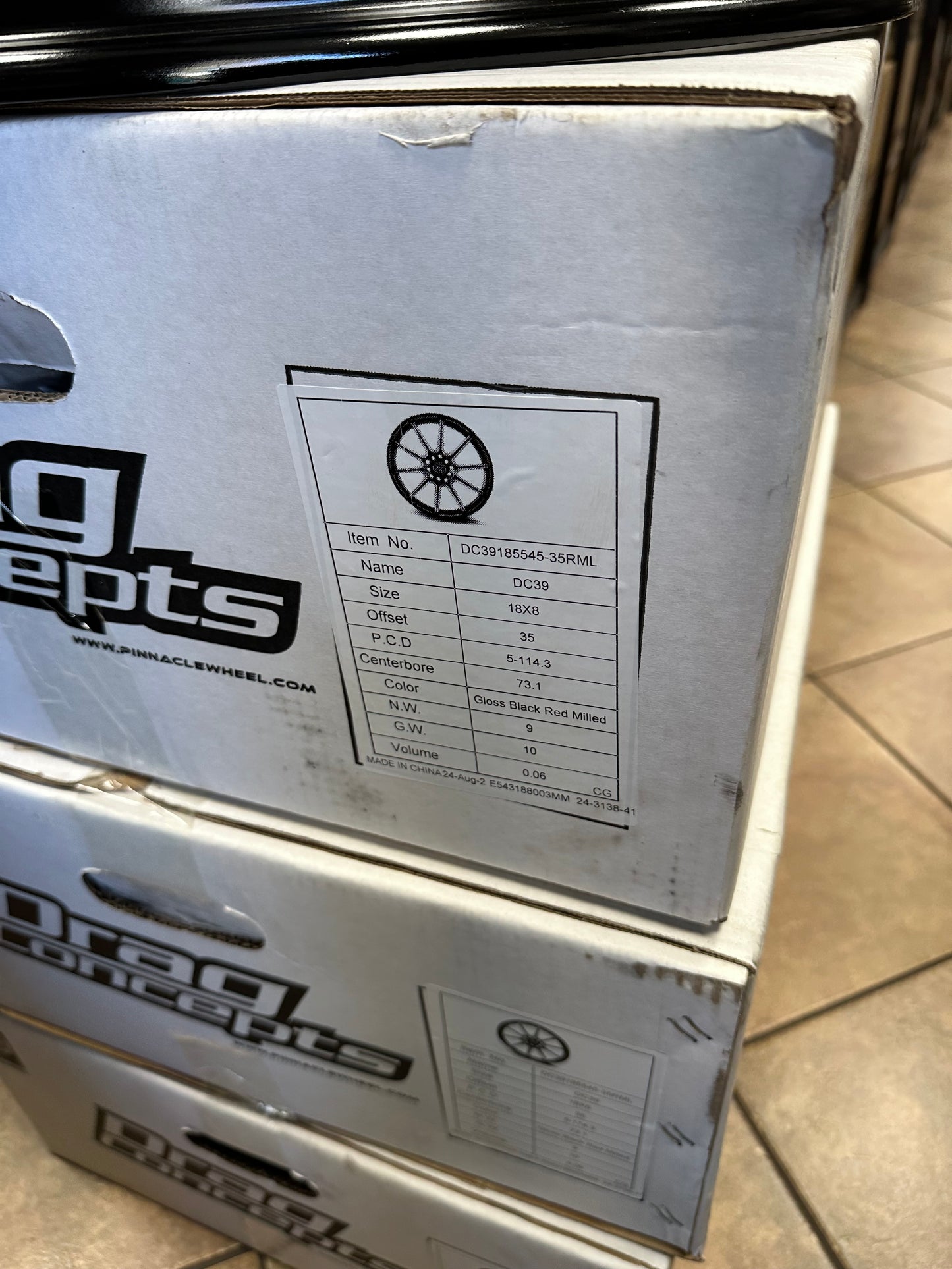 Drag Concepts Dc39 Wheel 18x8 5x114.3 Black w/ Red Milling 35mm