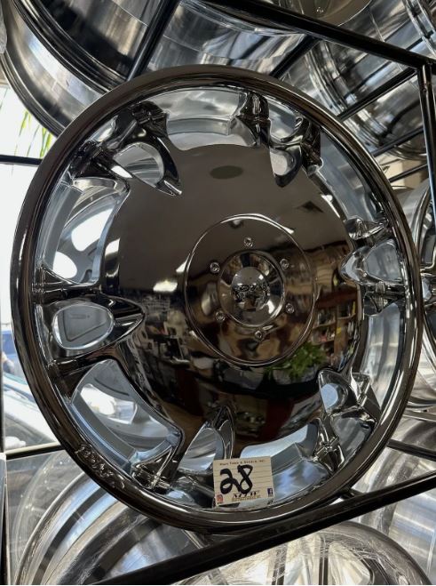 22" DVINCI CHROME TUSCANI WHEEL 22x9 5x5 5x127 HUB 73.1 RARE FULL MOON WHEEL